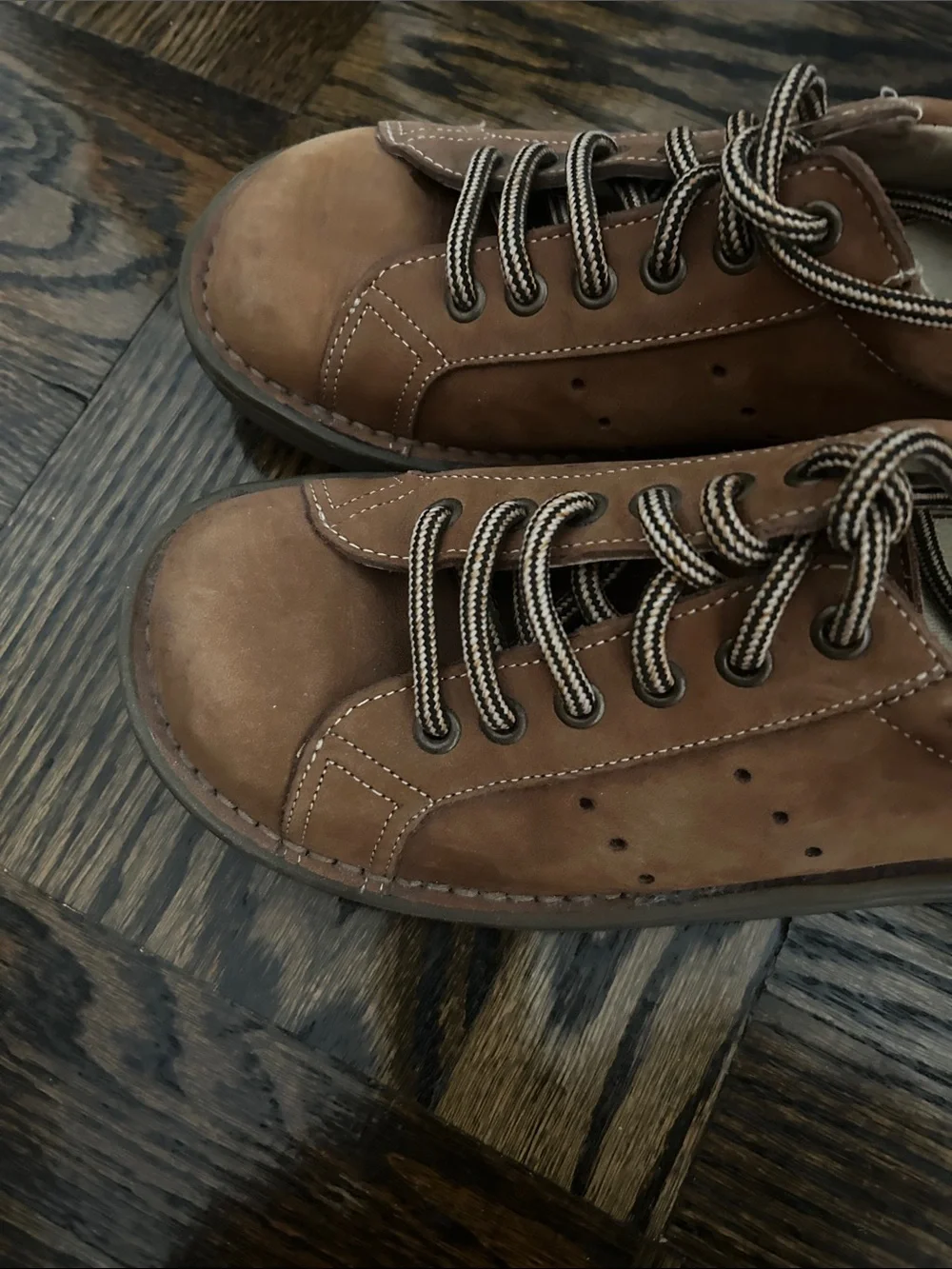 Vintage Doc Martins Casual Lace-Up Shoes - Brown
